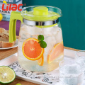 Jarro de vidro transparente para suco de verão lilás / flor de água